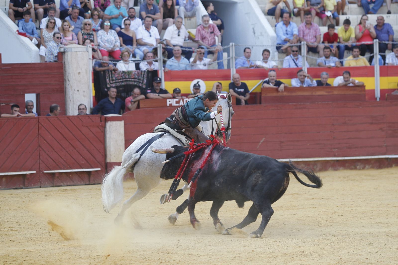 Fotogalería corrida de rejones. Feria de Almería 2019