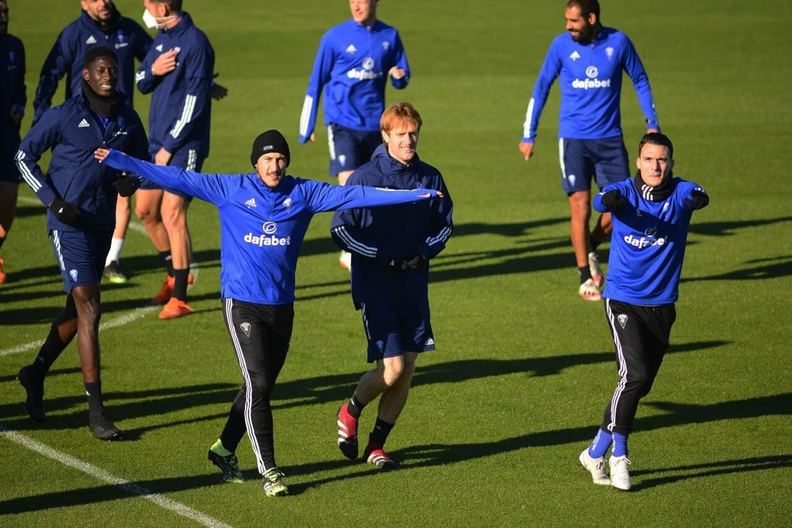 La plantilla regresará este miércoles al trabajo en El Rosal.