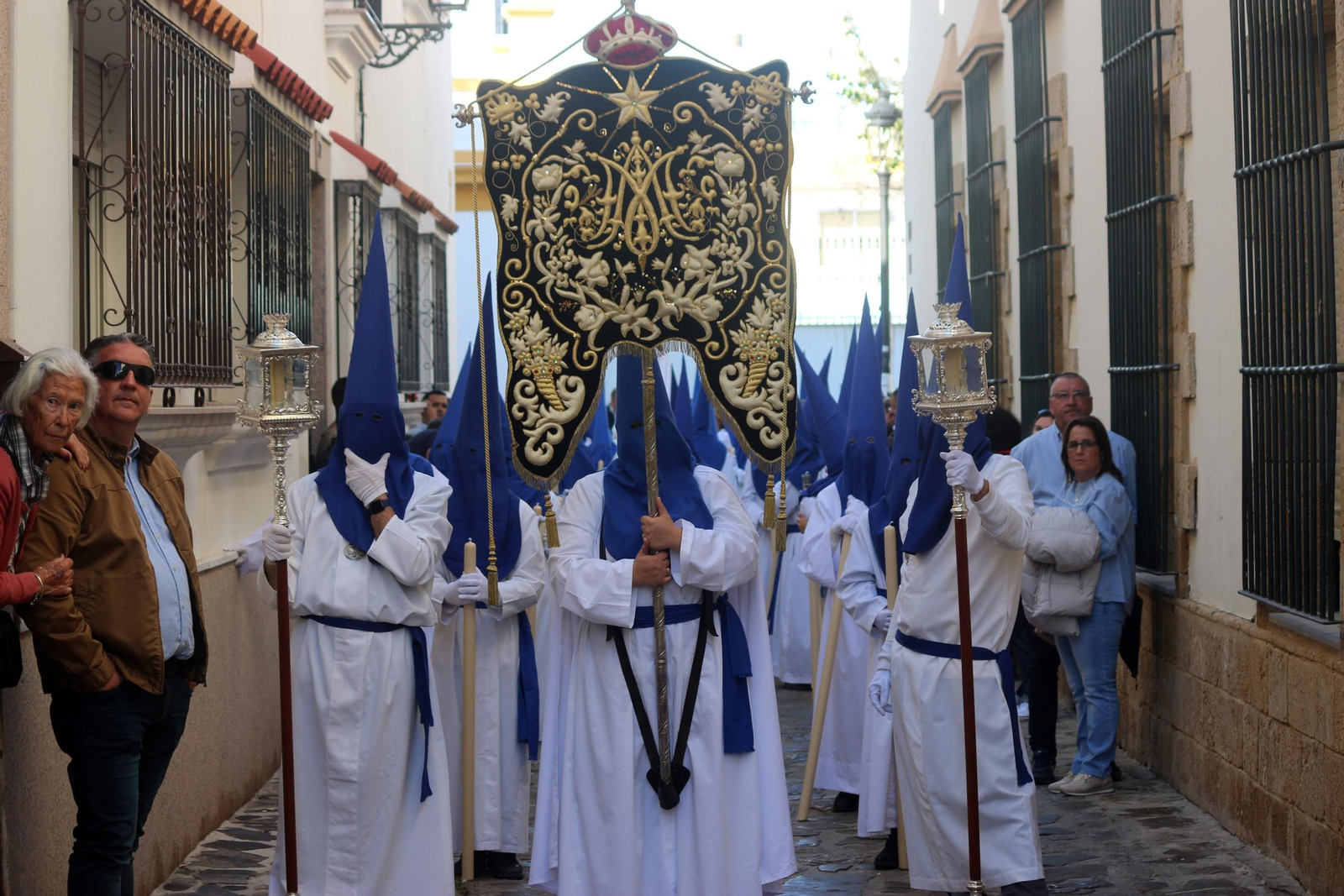 Las imágenes del Domingo de Ramos en Puerto Real 2023: La Borriquita