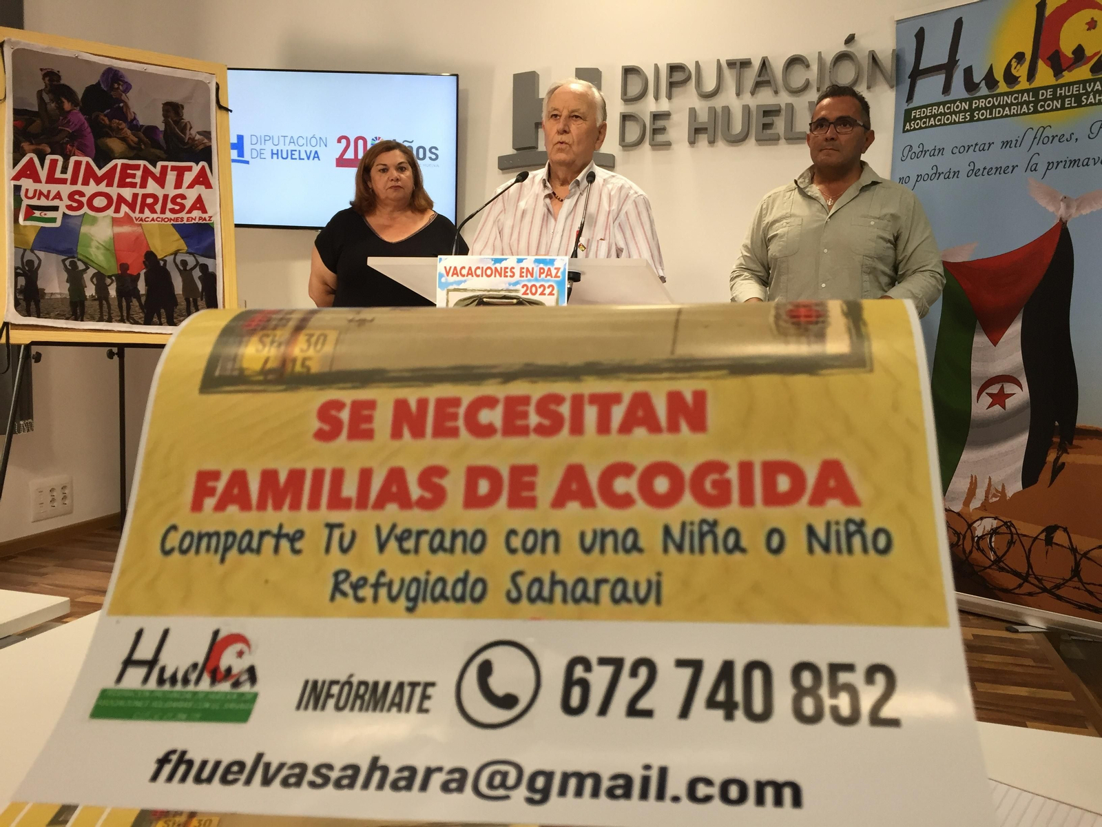 Campaña que apela a la solidaridad de las familias onubenses.