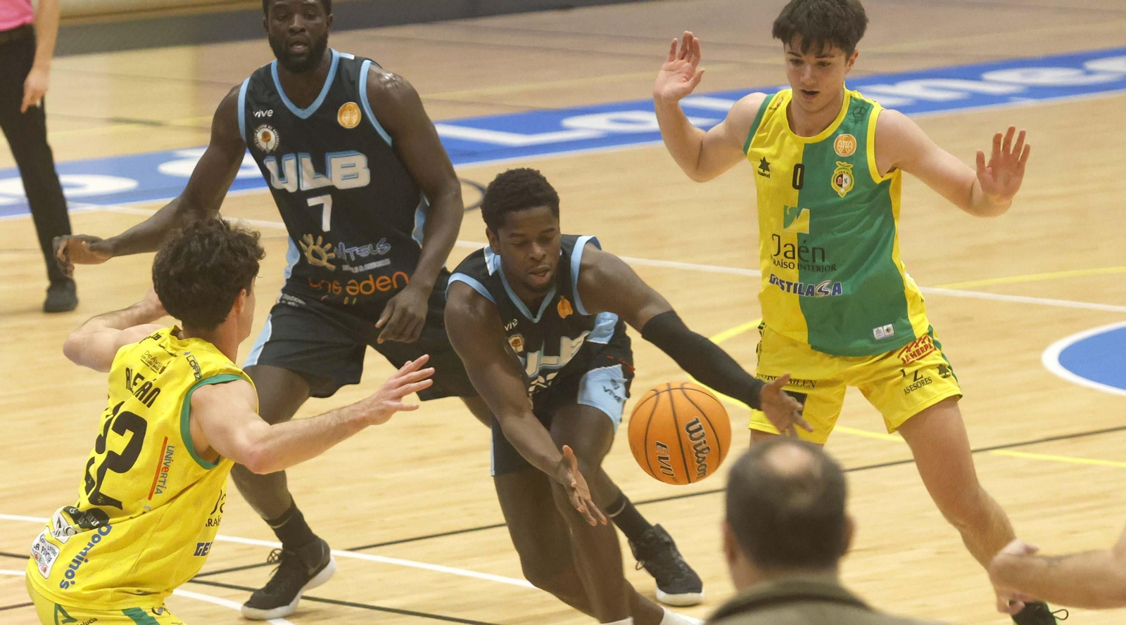 Las fotos del ULB - Jaén FS de la Tercera FEB