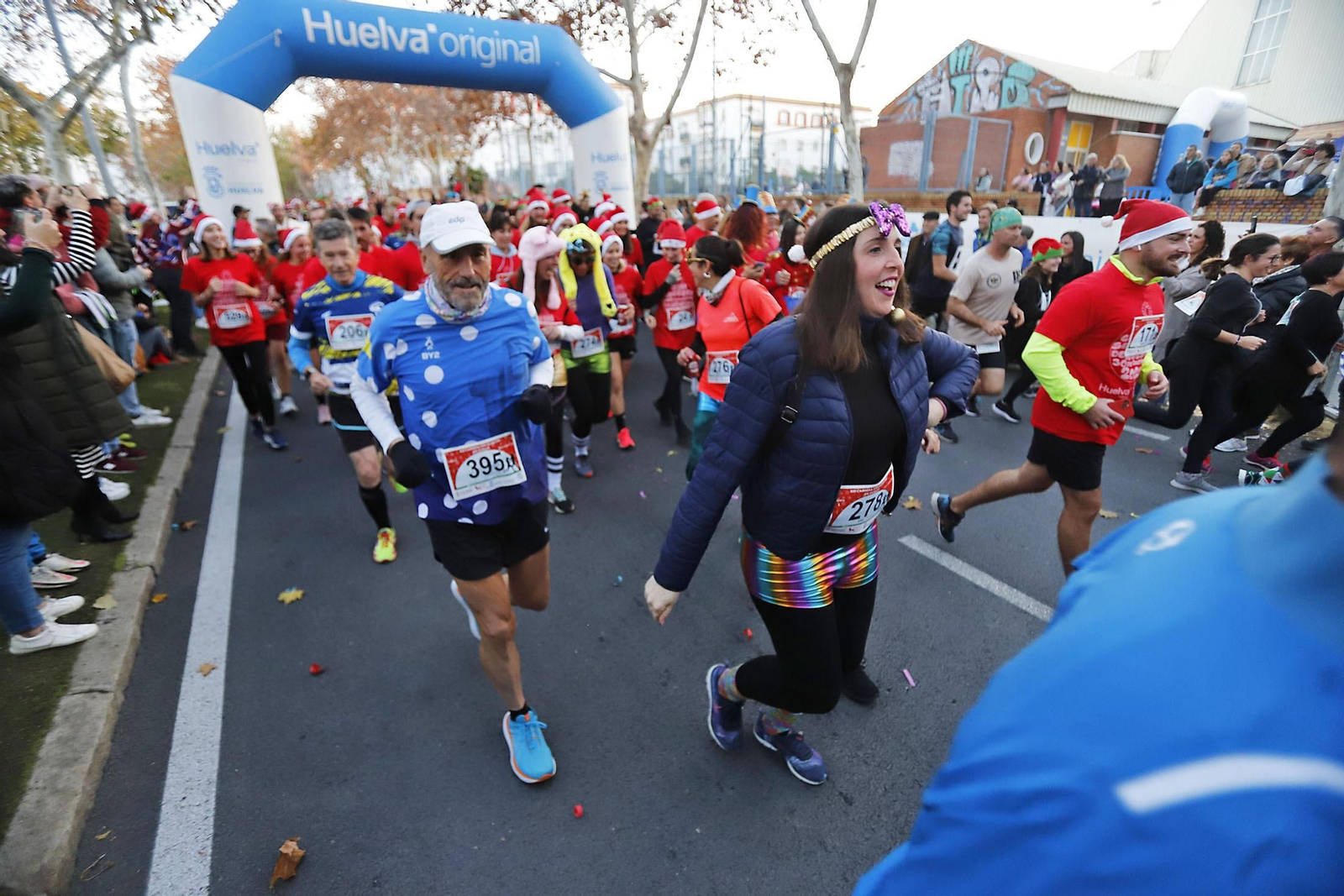 Imágenes de la XIII carrera de San Silvestre en Huelva