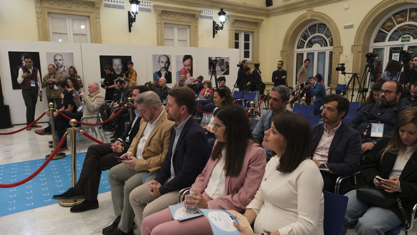 Imágenes de la actriz Elena Anaya en rueda de prensa en FICAL 2022