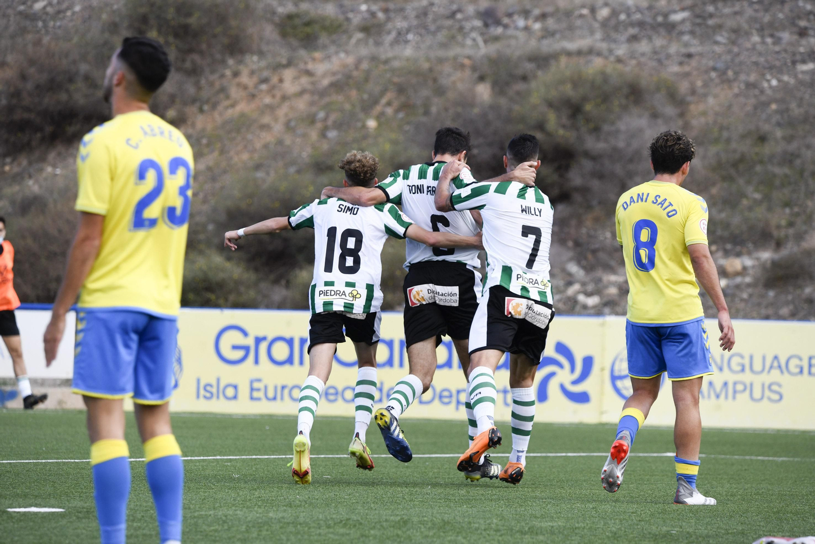 Las imágenes del empate del Córdoba CF ante Las Palmas Atlético