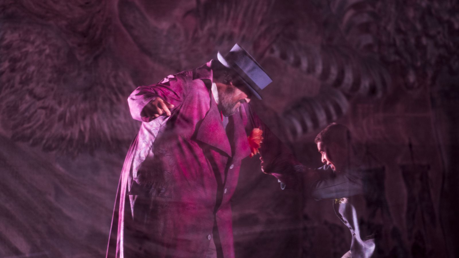 El protagonista de 'Corteo' sueña su funeral.