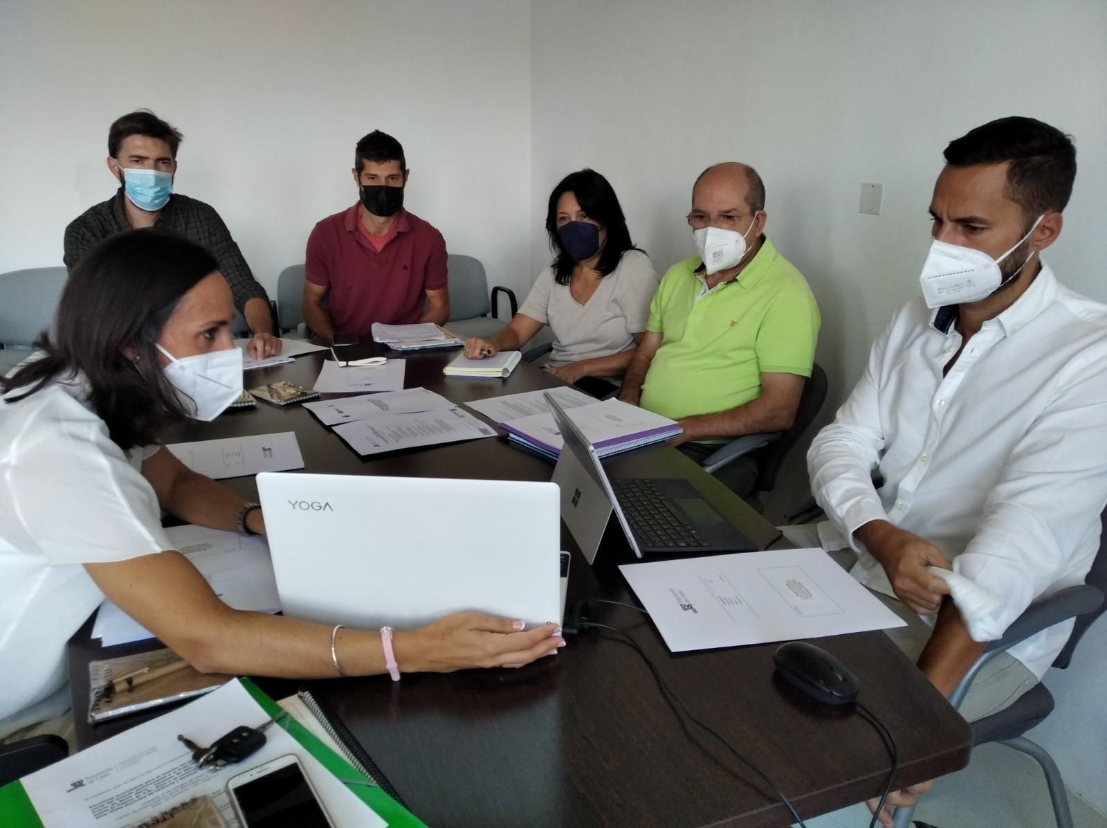 La primera reunión técnica sobre la Vía Verde 'Entre Ríos' se ha celebrado en Chipiona.