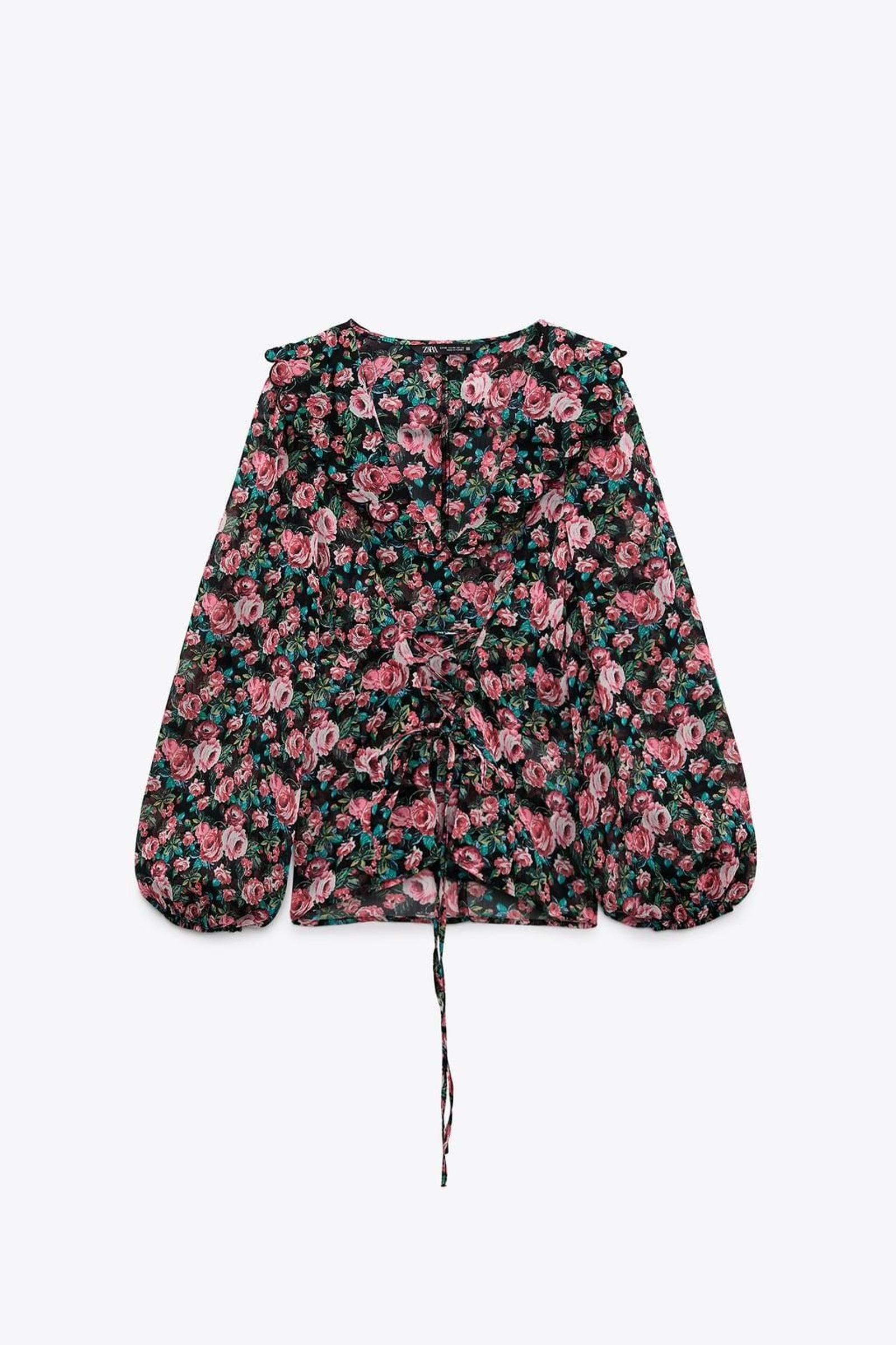 Blusa de flores de Zara.