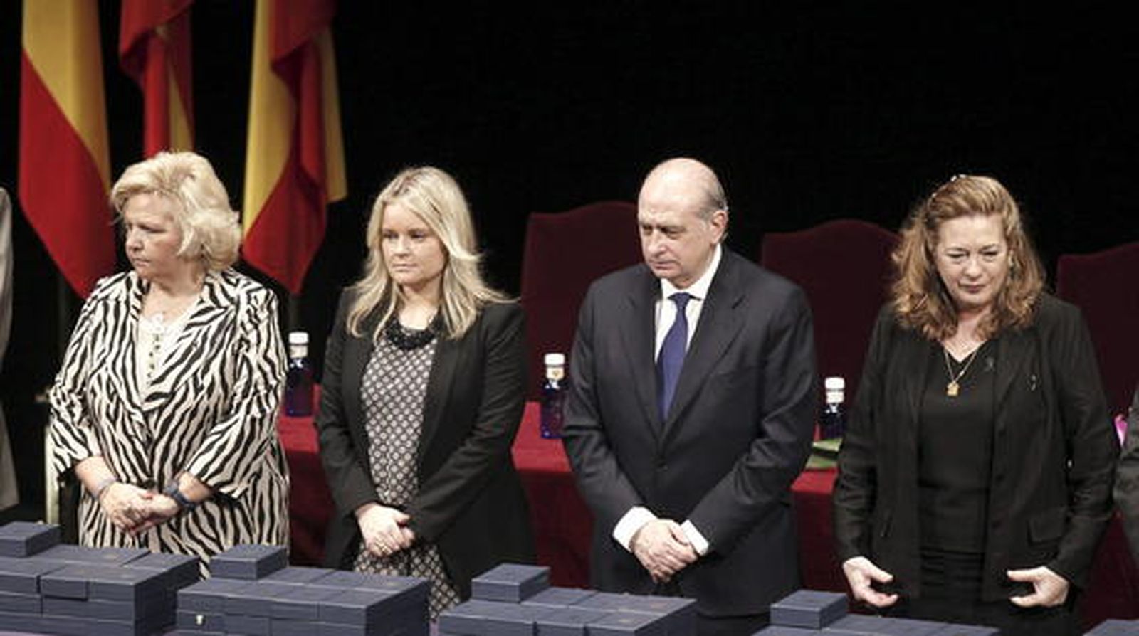 365 condecoraciones para los heridos