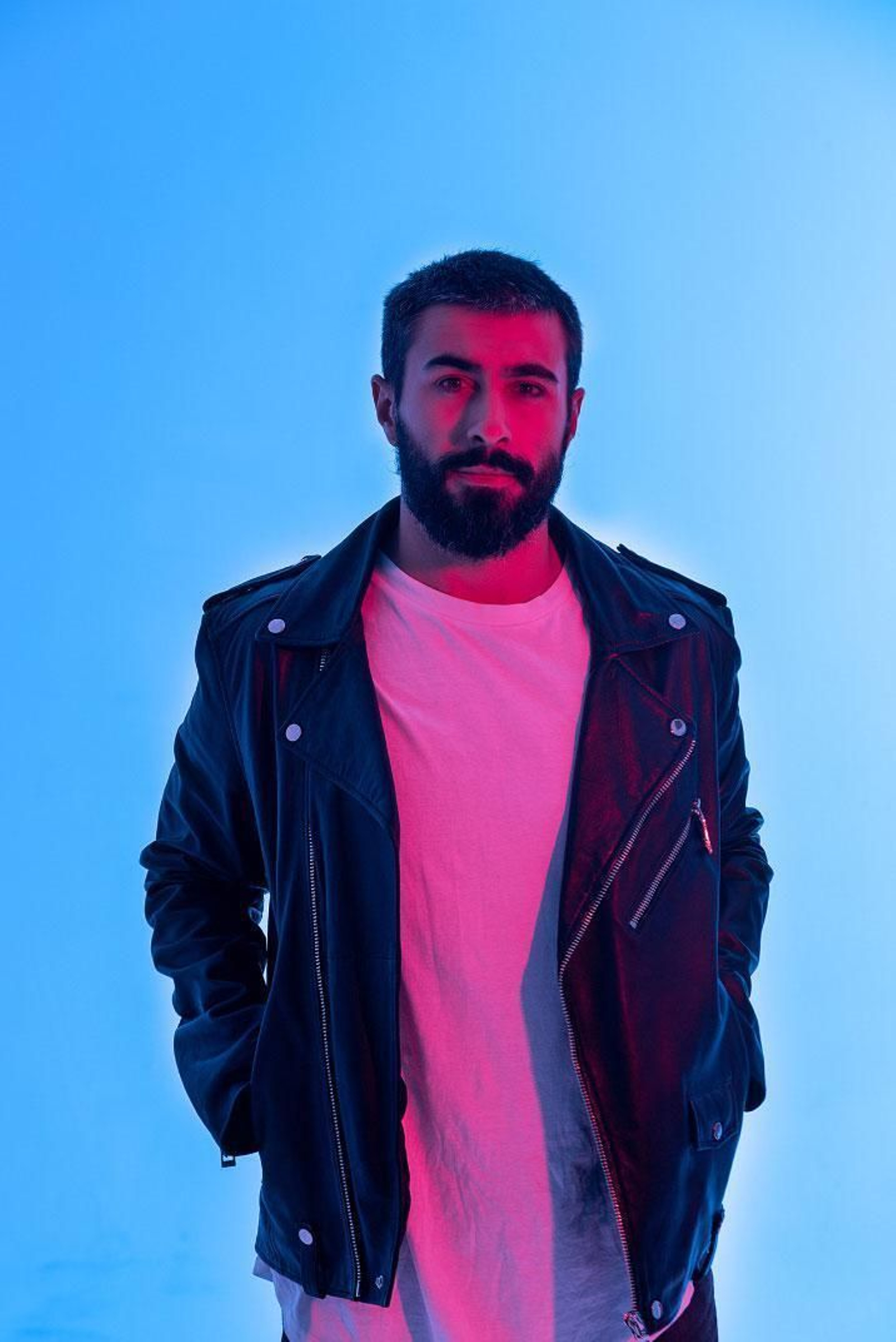 El músico deja la música para concentrarse en la escritura.