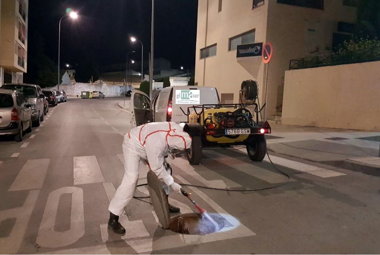 Trabajos que se están realizando en la red de saneamiento de Antequera.