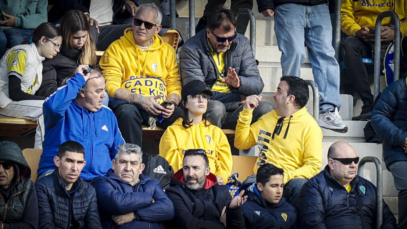 Búscate entre las fotos del partido de fútbol Cádiz CF - Albacete Balompié