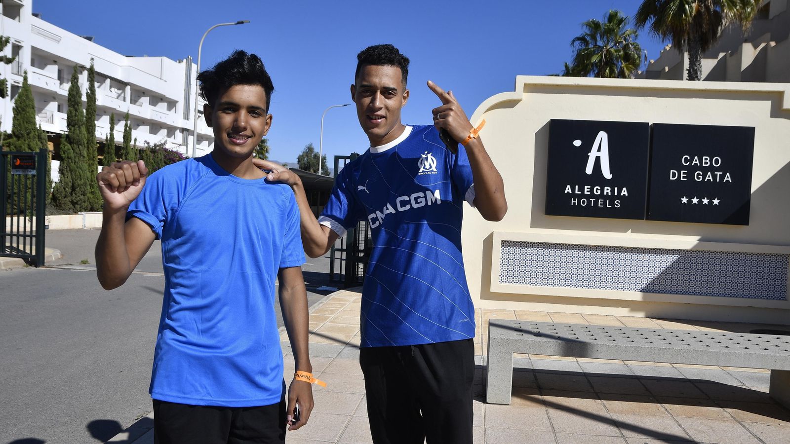 Inmigrantes alojados en un hotel de El Toyo tras su llegada a Canarias.