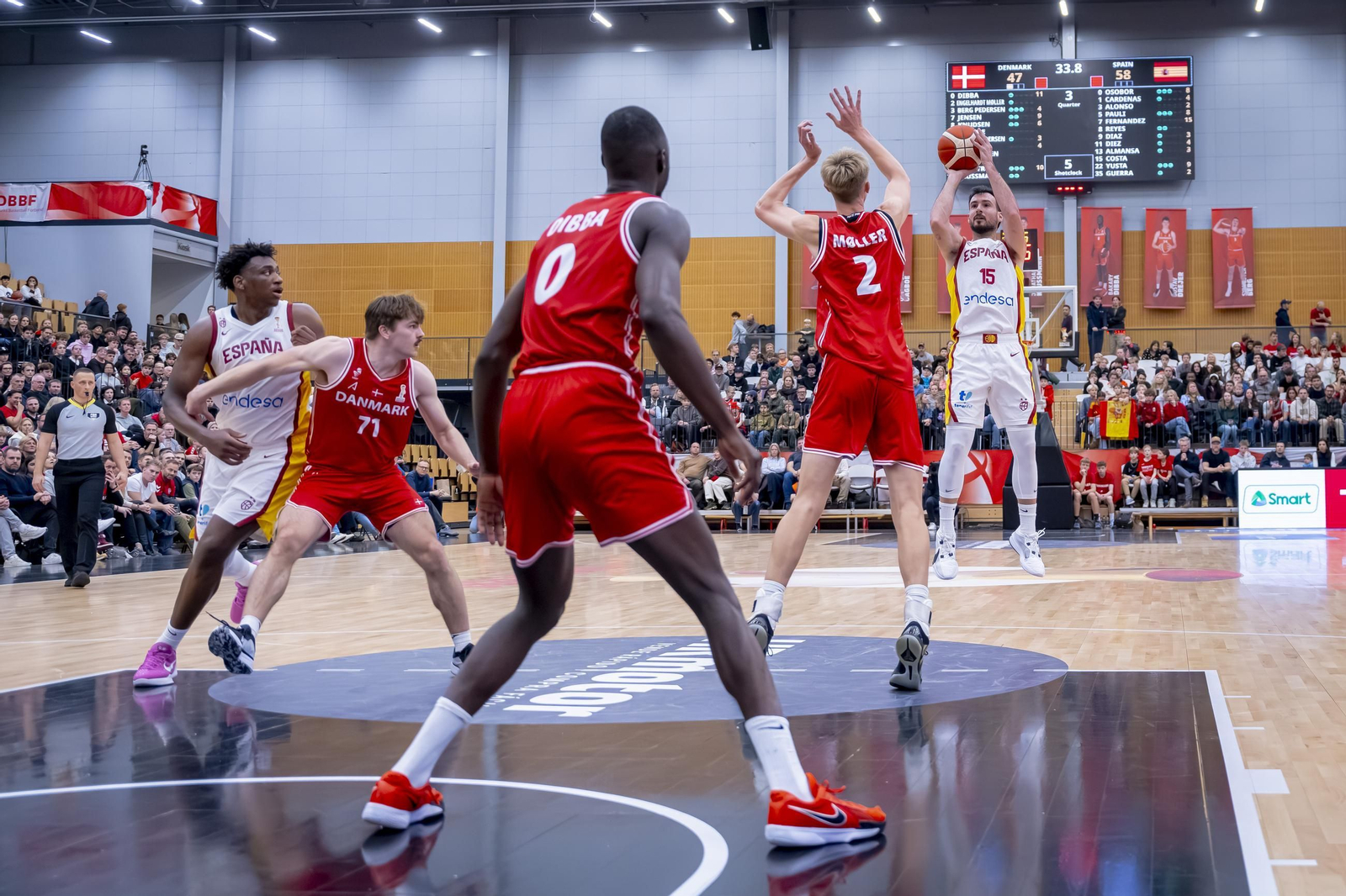 Las mejores fotos del Dinamarca-España de baloncesto