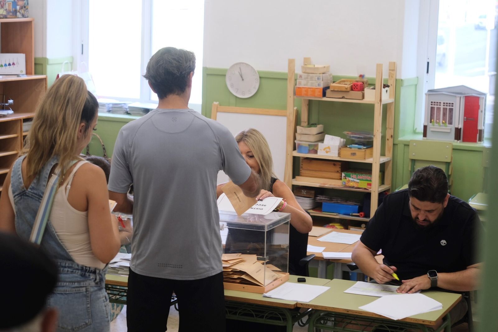 La jornada electoral en Córdoba, en imágenes