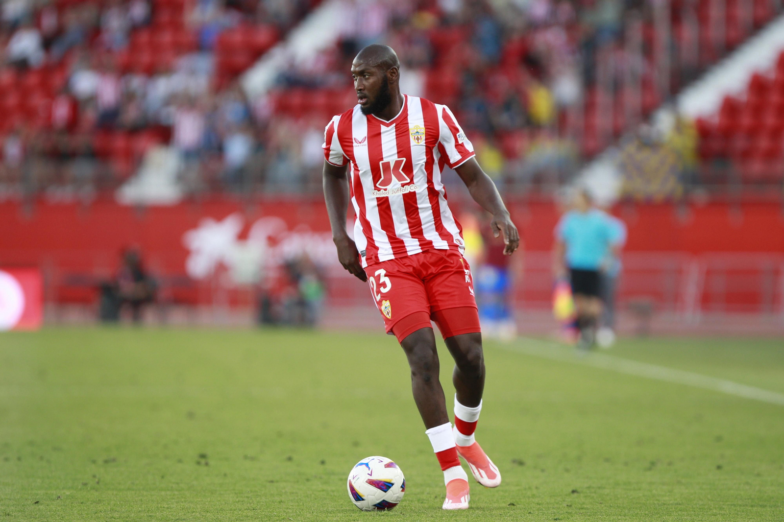 Imágenes de la gran victoria del Almería ante el Cádiz por 6 a 1