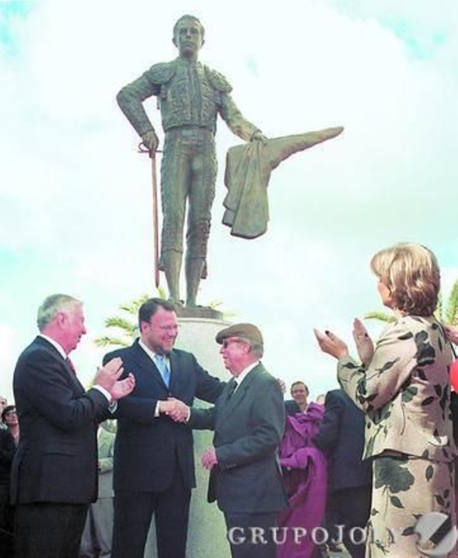 Junto al que fuera alcalde de Sevilla, Alfredo Sánchez Monteseirín, en la inaguración.

Foto: D.S.