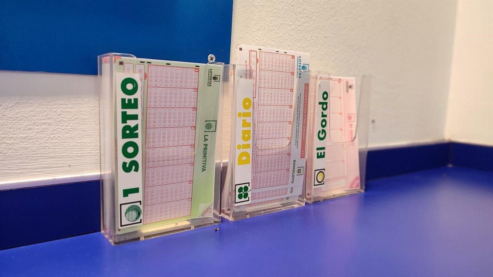 Boletos de loterías en una administración.