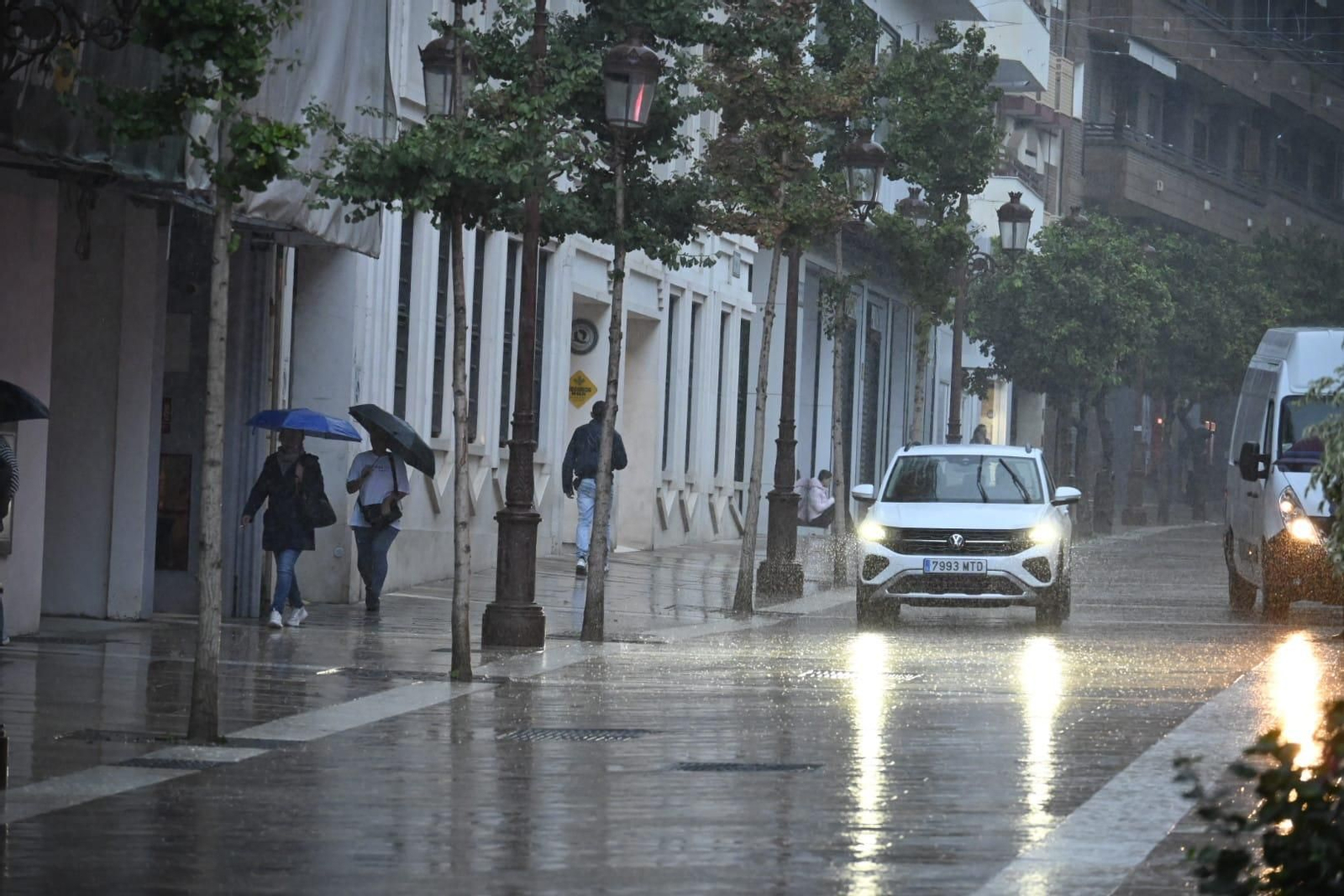 Lluvias este lunes en Huelva capital.