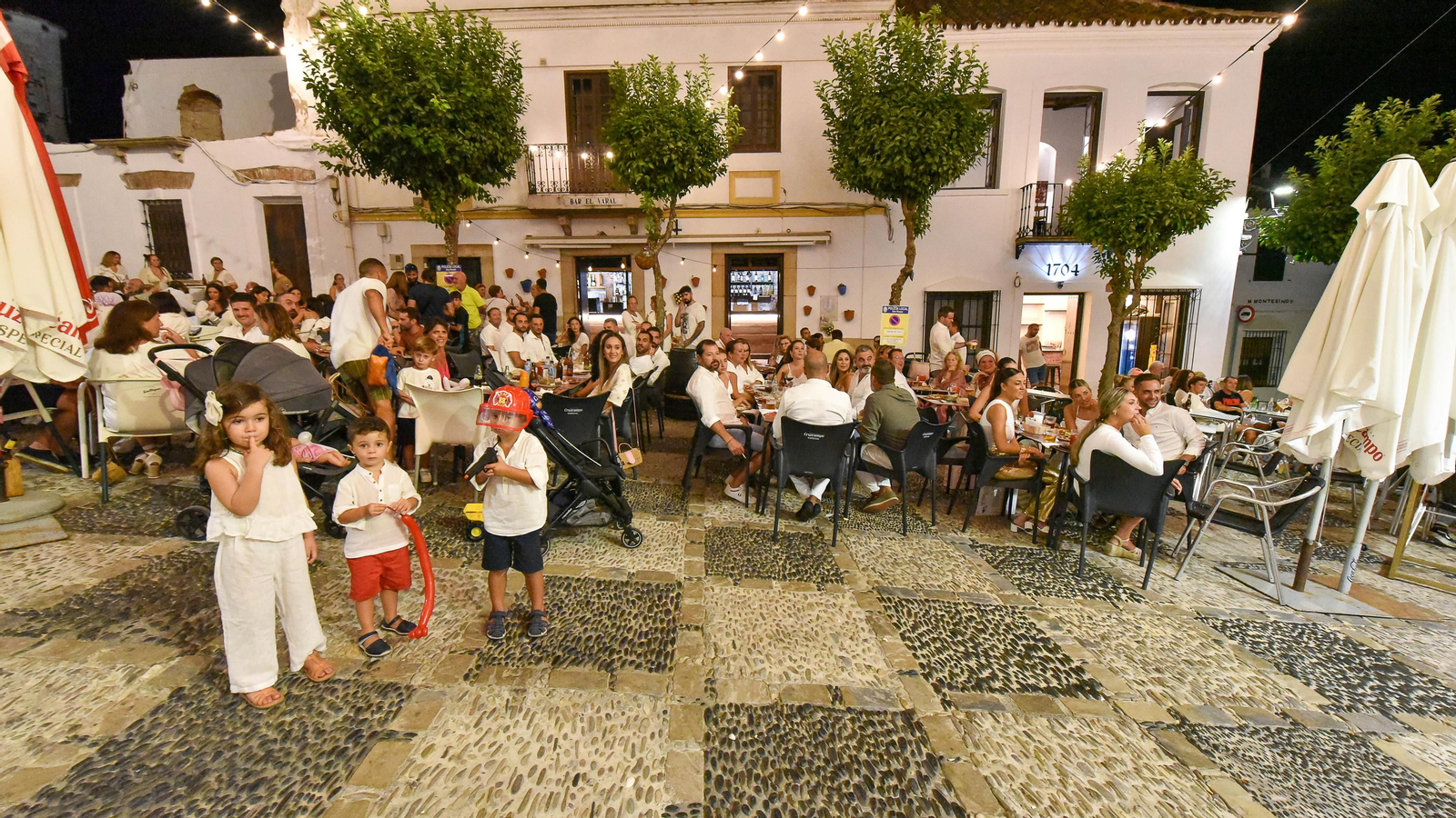 Las fotos de la VIII Noche Blanca en San Roque