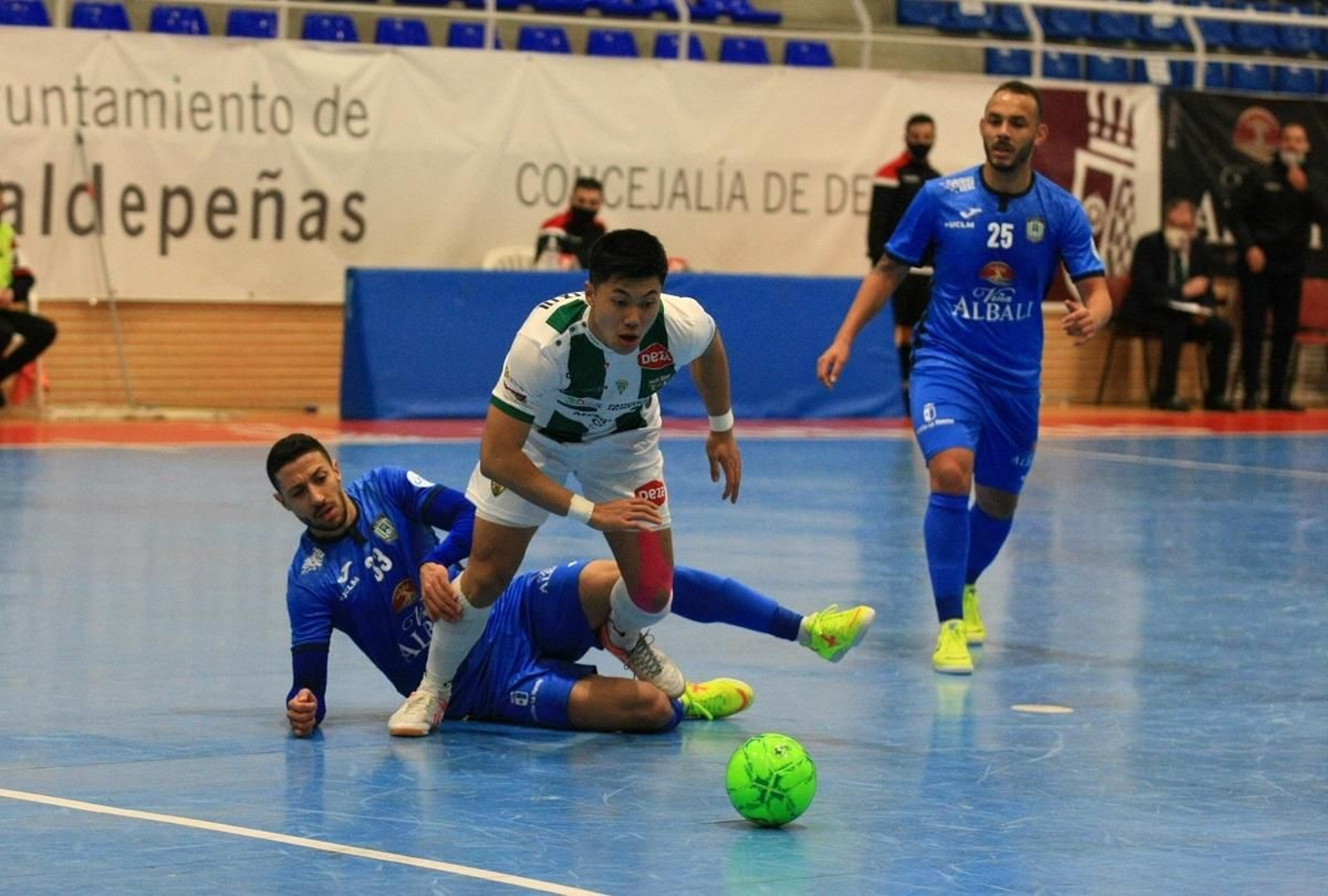 Las imágenes de la derrota del Córdoba Futsal en Valdepeñas