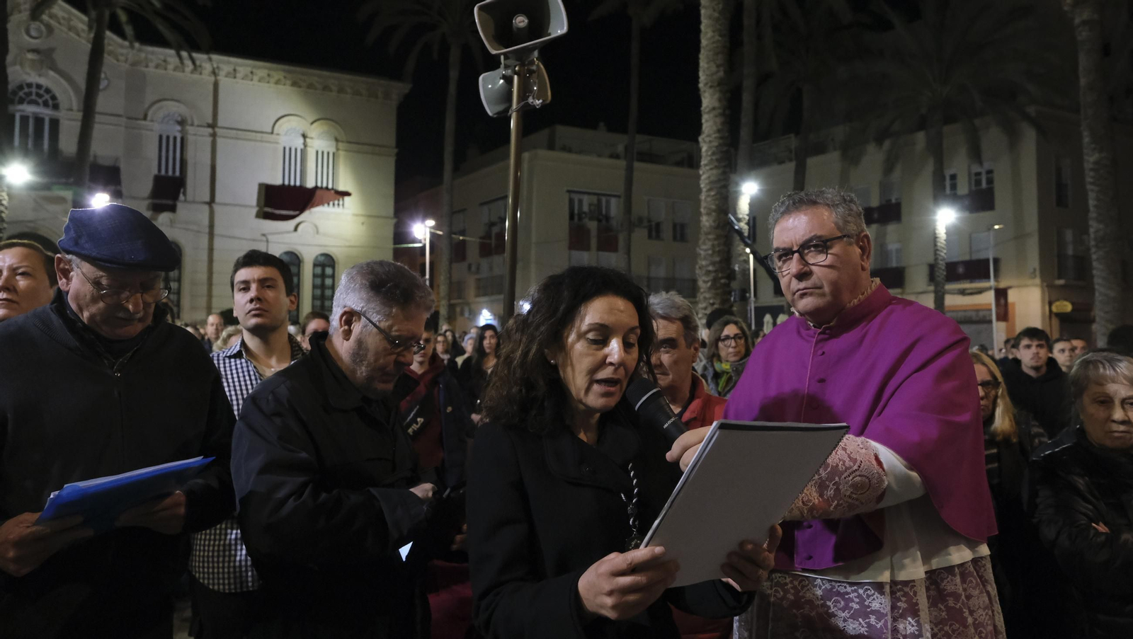 Vía Crucis del Cristo de la Escucha en la Semana Santa de Almería 2025