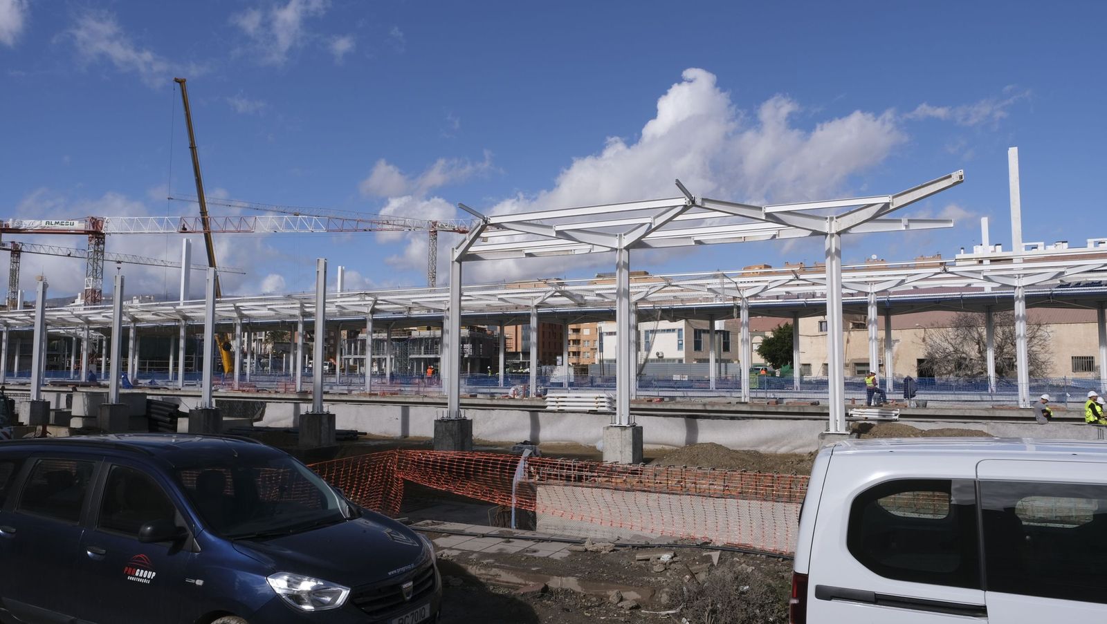 La llegada del AVE a Almería va tomando forma, en fotos