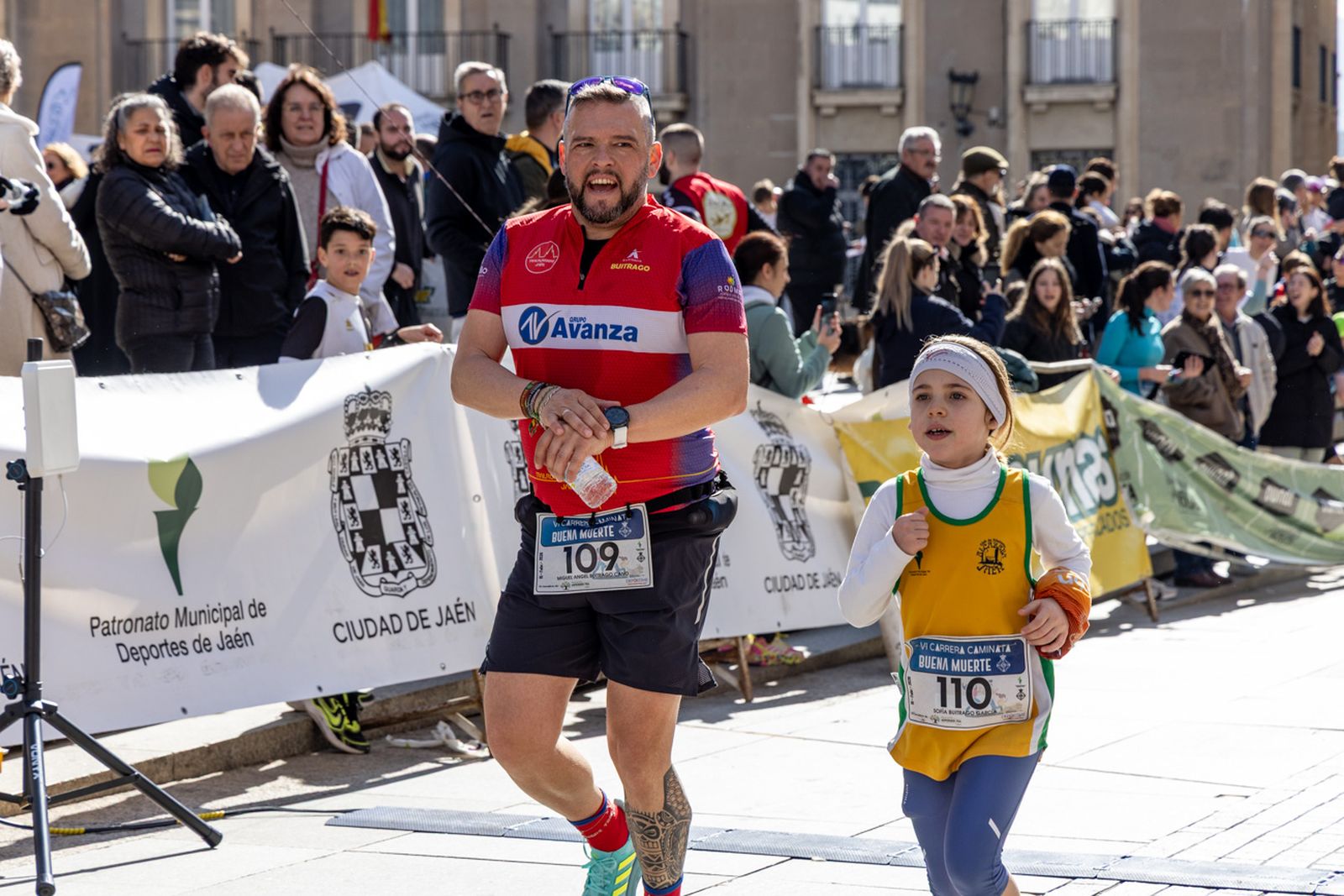 En imágenes: deporte y solidaridad se dan la mano en la VI Carrera-Caminata de la Hermandad de la Buena Muerte (2)