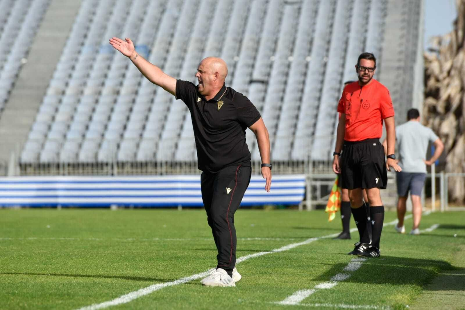 Imágenes del empate entre el Jerez Industrial y Cádiz Balón