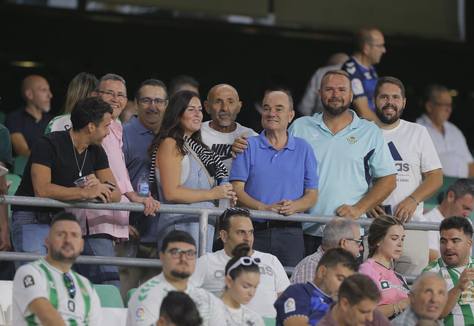 Búscate en las fotos del Betis-Valencia
