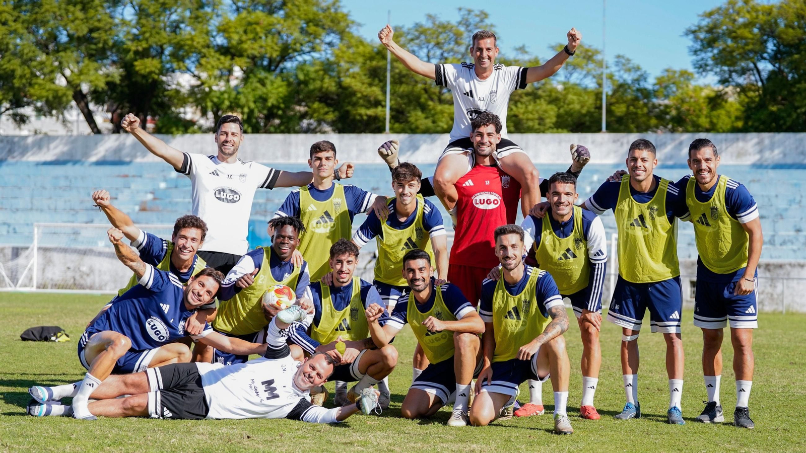 Los jugadores azulinos han completado una buena semana de entrenamientos y confían en lograr un buen resultado en Totana. Los jugadores azulinos han completado una buena semana de entrenamientos y confían en lograr un buen resultado en Totana.