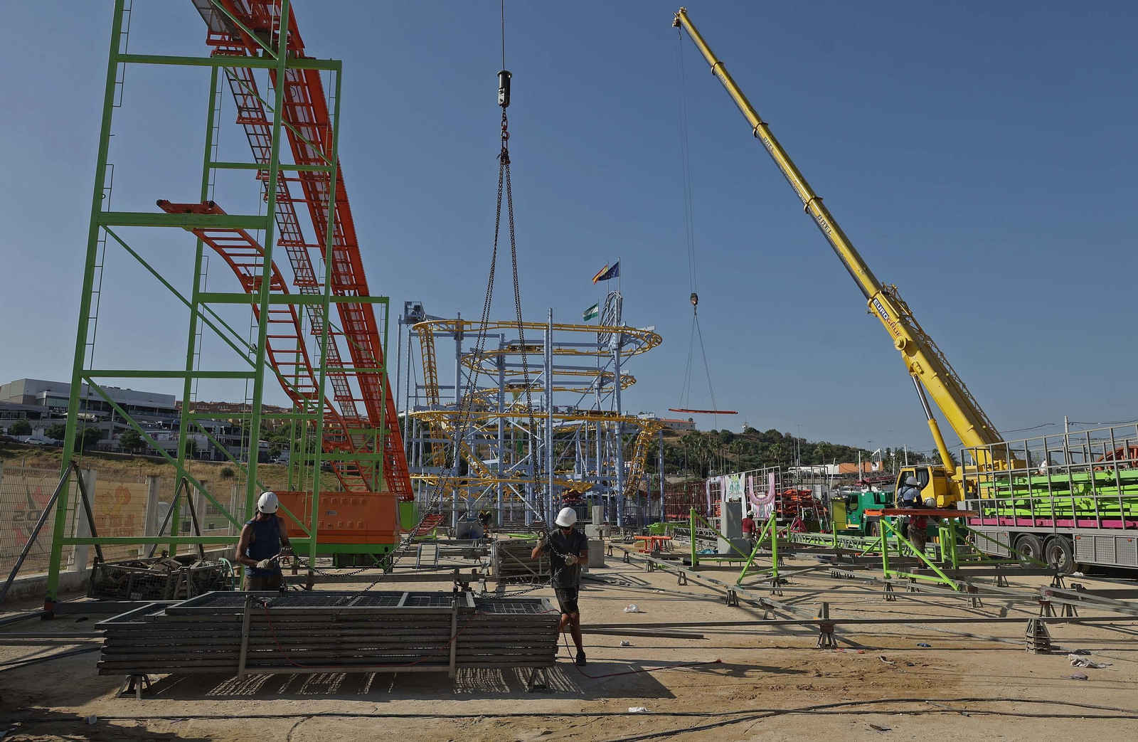 Fotos del desmontaje de la Feria Real de Algeciras