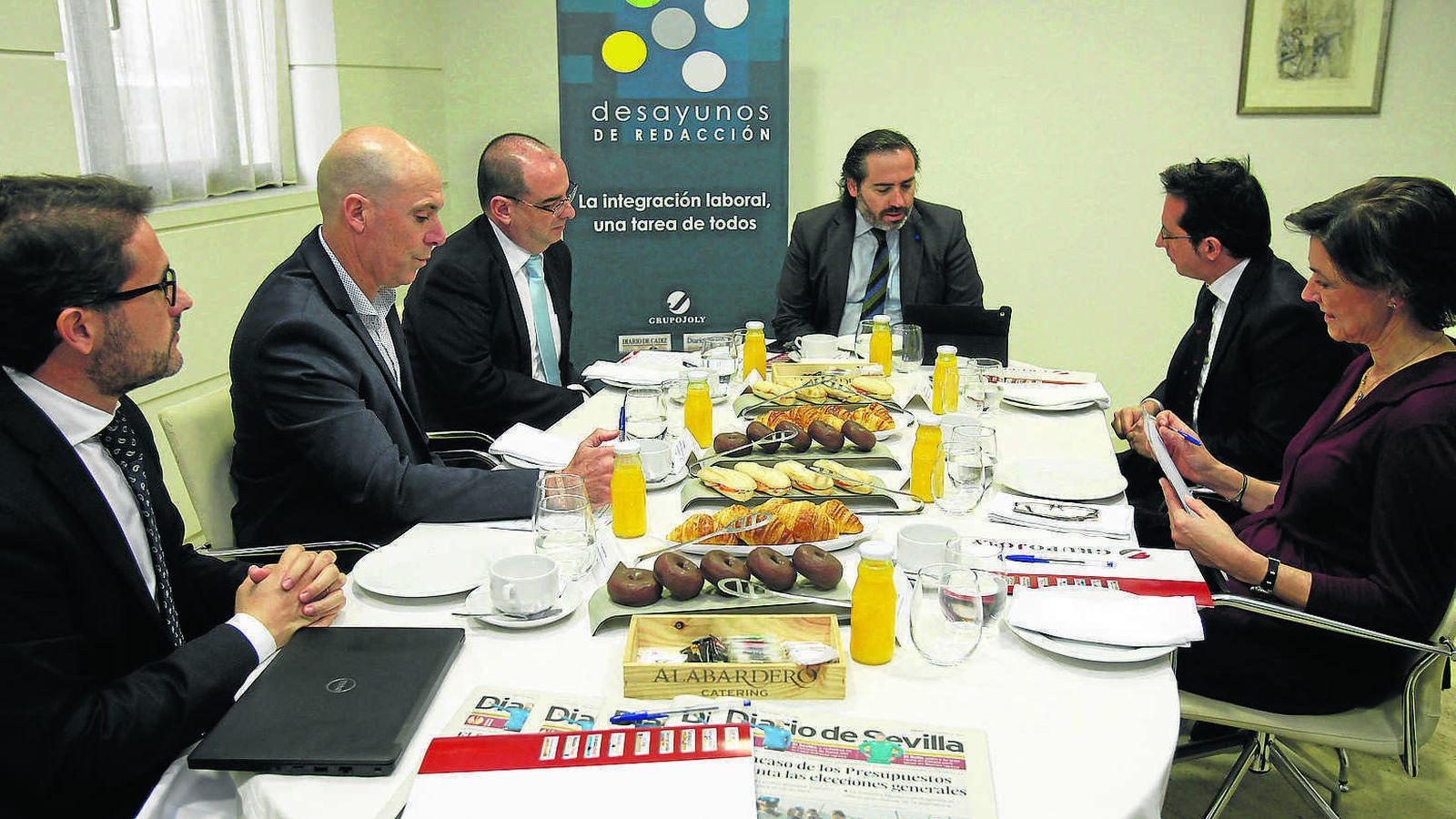 Un instante del debate que se desarrolló ayer en la sede de ‘Diario de Sevilla’.