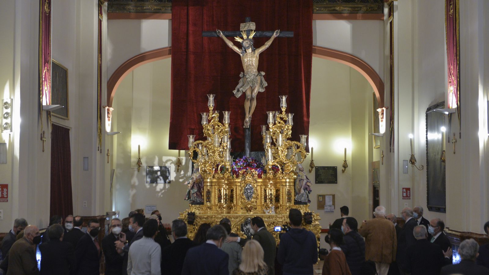 El Cachorro en su reestrenado paso
