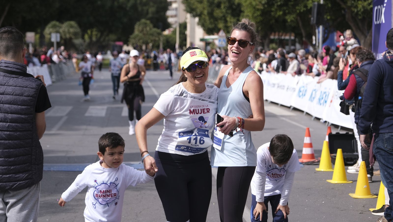 Imágenes de la Carrera de la Mujer 2023 en Almería