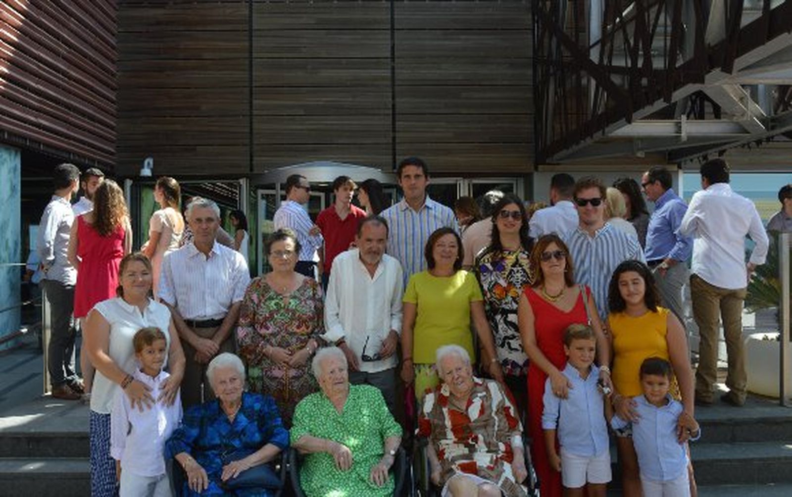 La rama de la familia Roquette Ferrari con la anfitriona y sus hermanas.

Foto: Ignacio Casas de Ciria