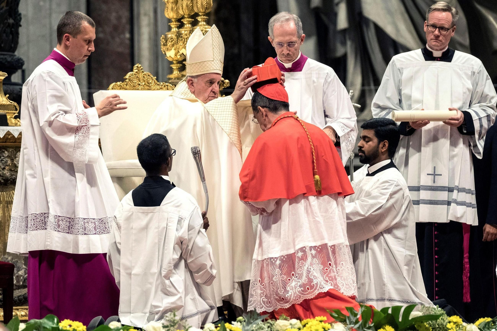 Consistorio para el nombramiento de 13 nuevos cardenales, en la imagen monseñor Guixot.