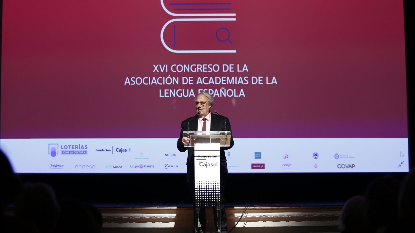 Manuel Gutiérrez Aragón, durante su intervención. Manuel Gutiérrez Aragón, durante su intervención.