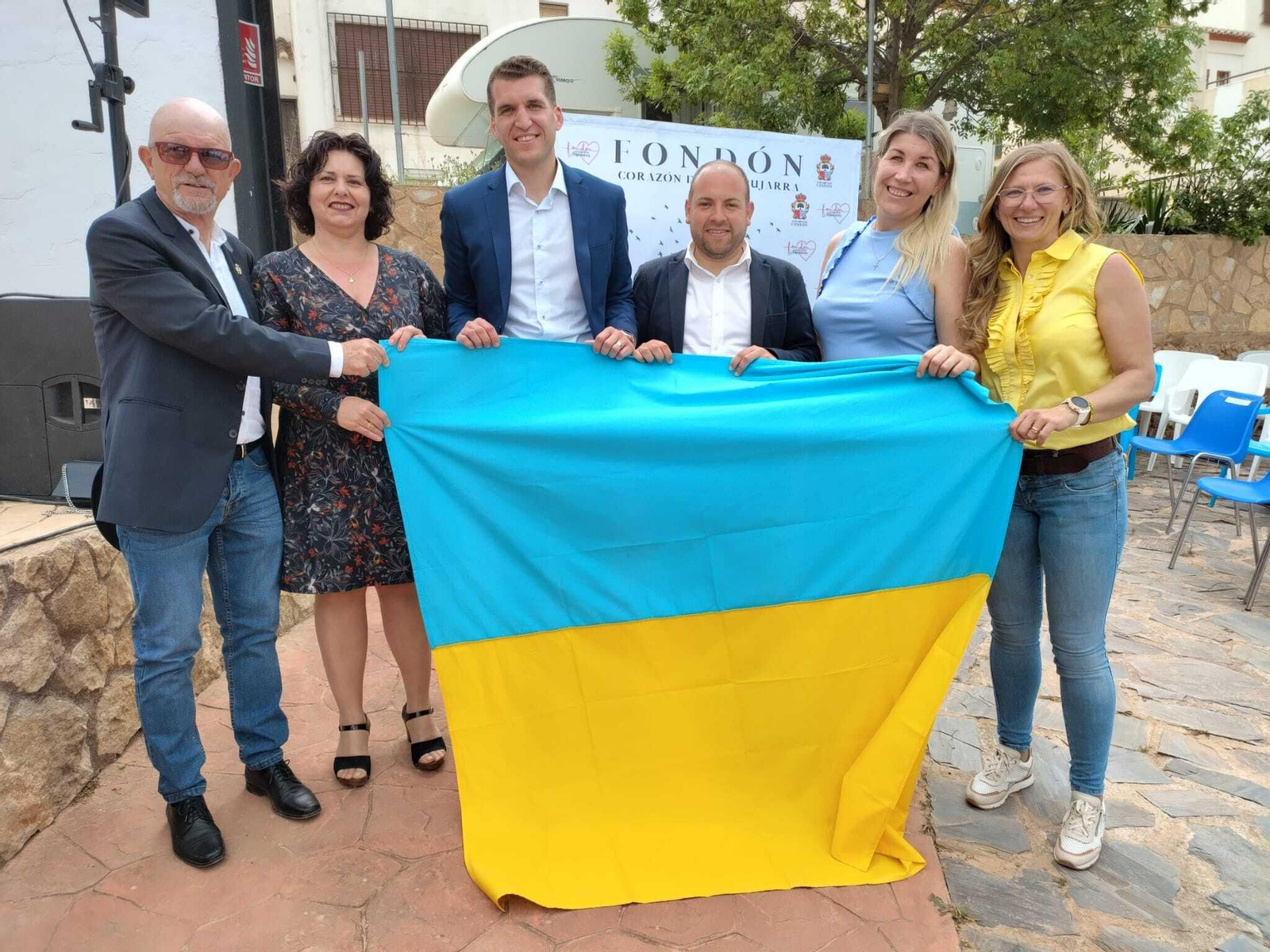 'Pueblos unidos por la paz: Ucrania en el corazón de la Alpujarra'