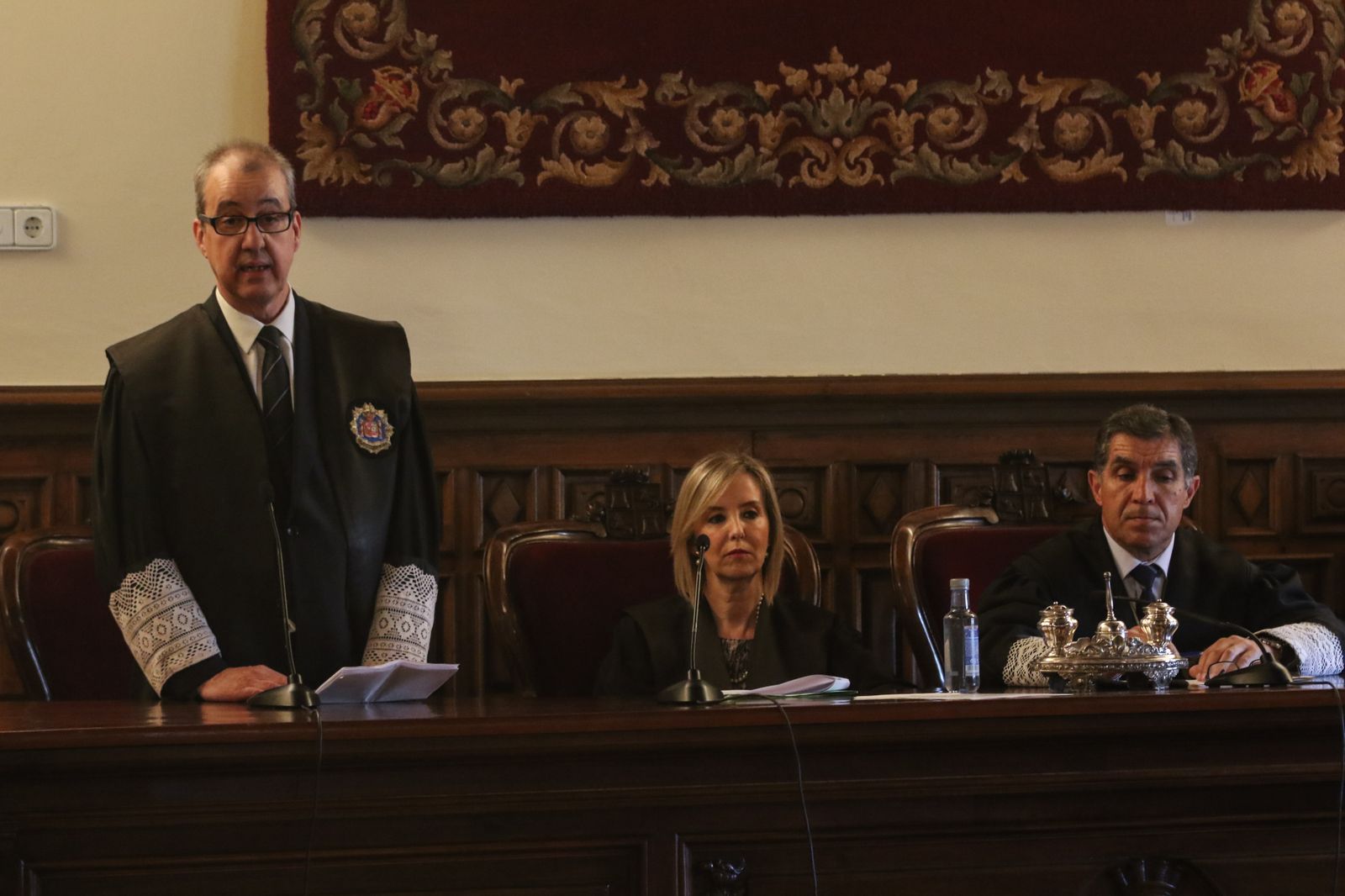 El fiscal jefe de Granada, Pedro Jiménez Lafuente, en un acto