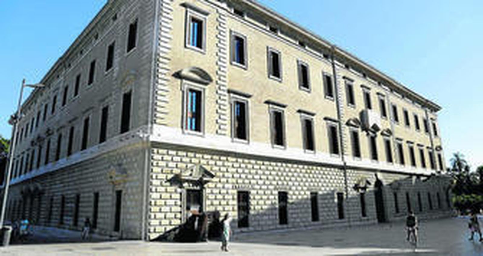 El Palacio de la Aduana, futura sede del Museo de Bellas Artes y el Museo Arqueológico.