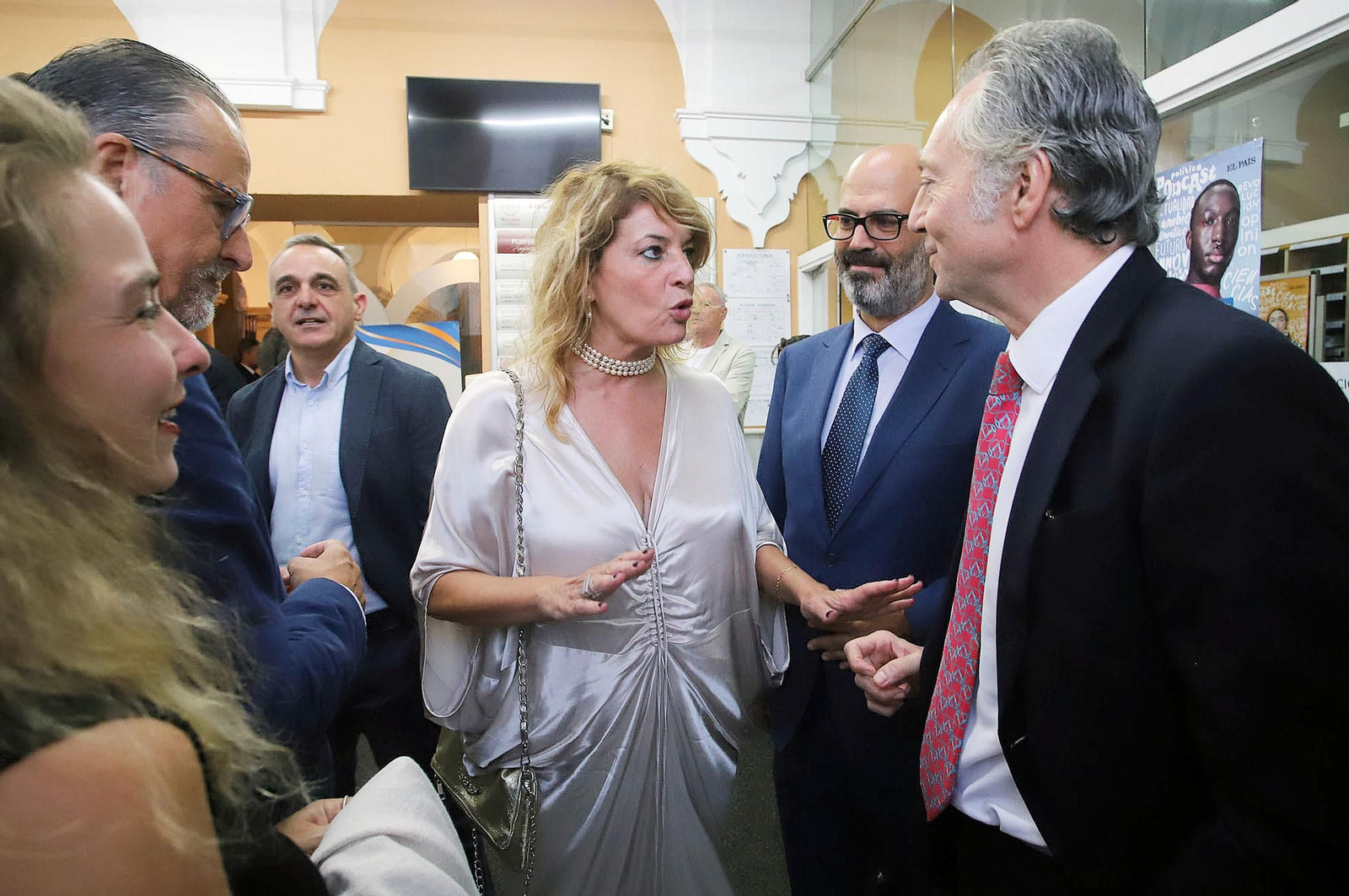 Imágenes de la recepción a los invitados a la gala de los Onubenses del Año