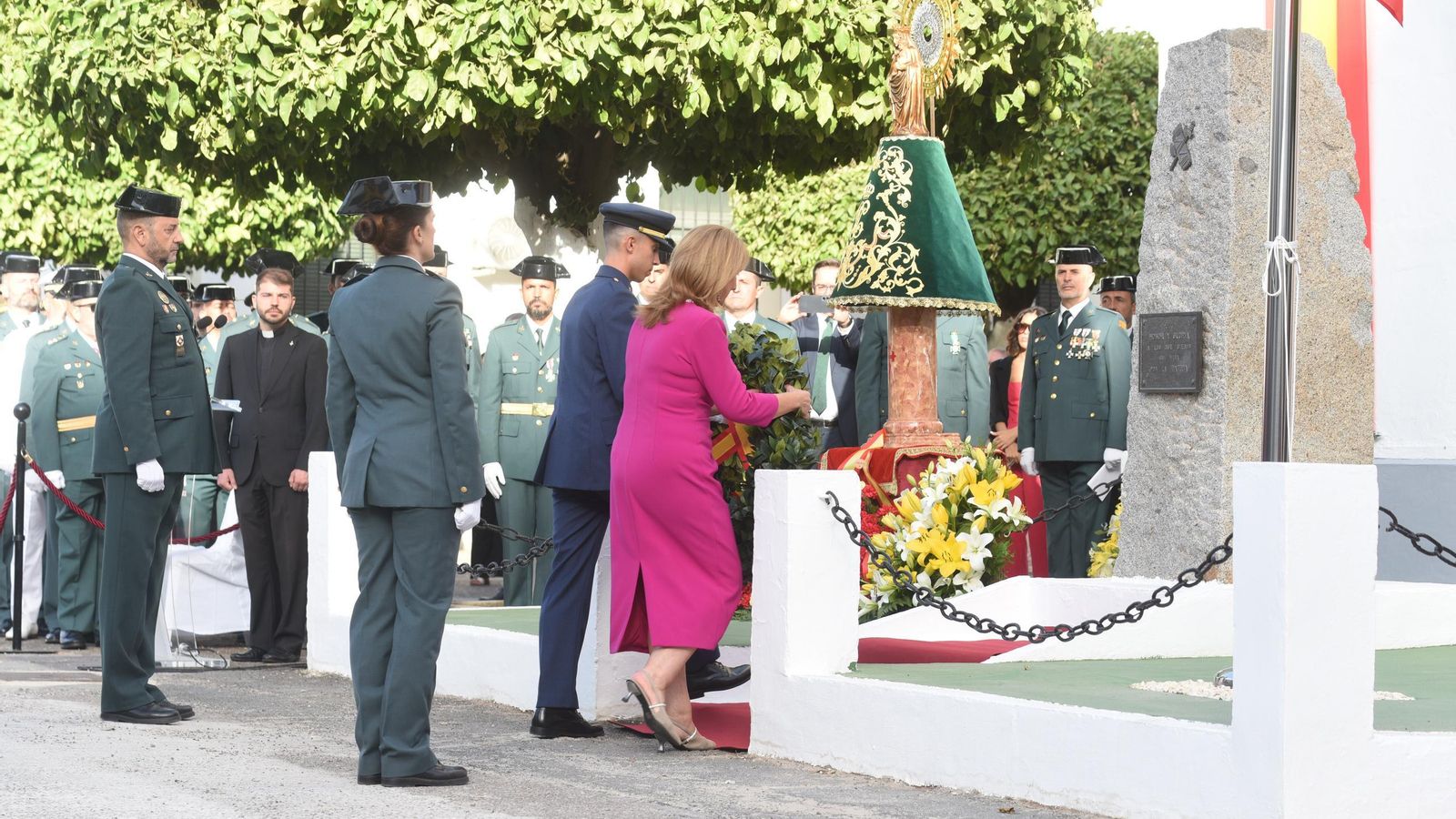 Homenaje a los guardias civiles fallecidos.