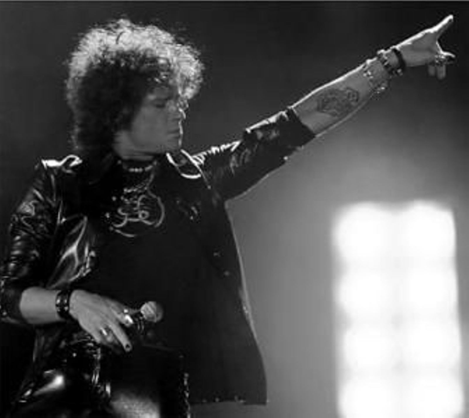Enrique Bunbury, en una actuación en Sevilla el pasado año.