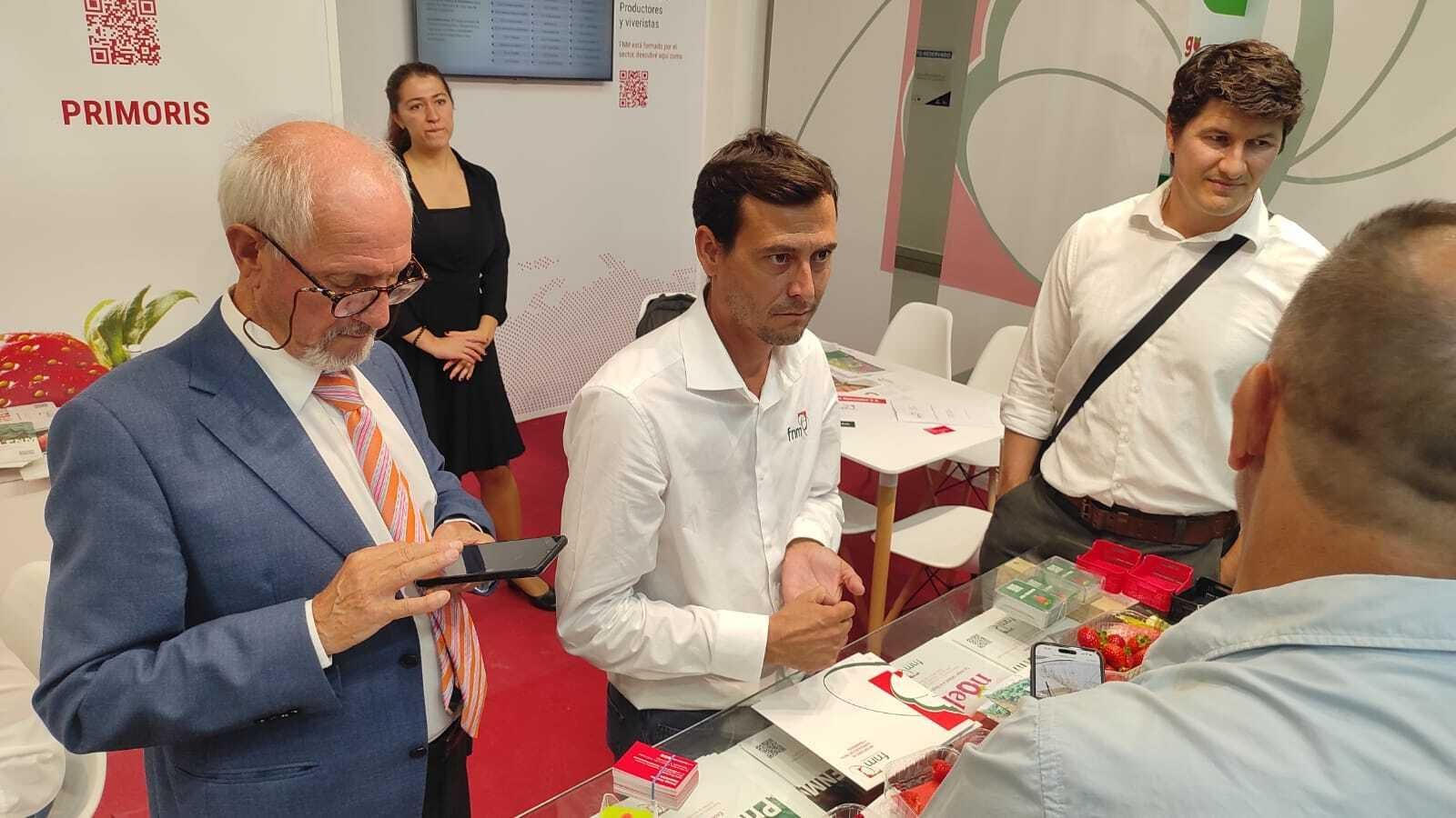 La presencia de Huelva en el primer día de Fruit Atracttion, en imágenes