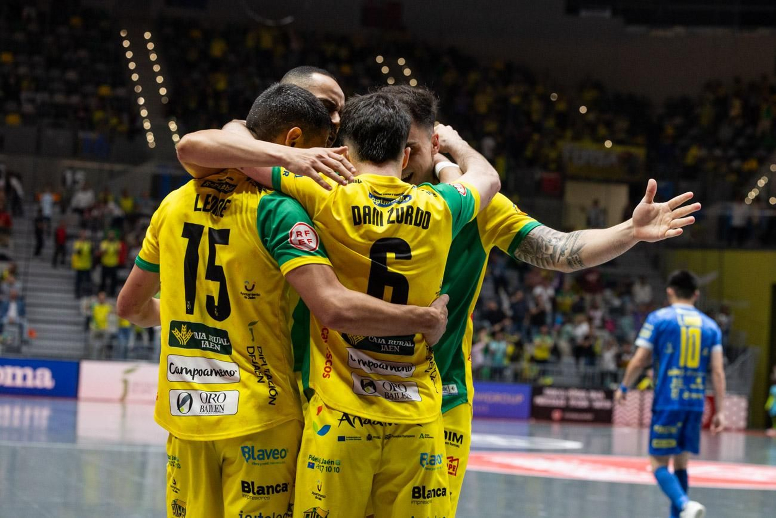 Las mejores imágenes del triunfo in extremis del Jaén Paraíso Interior FS sobre Servigroup Peñíscola