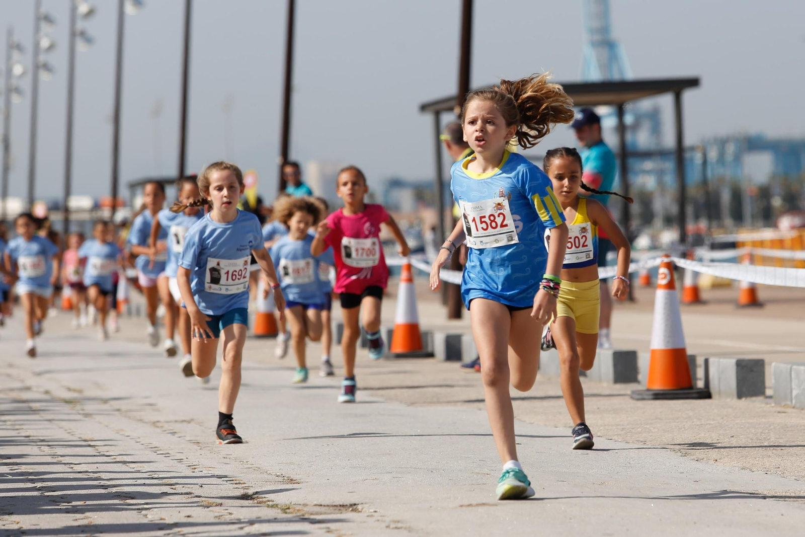 Búscate en la galería de fotos de categorías inferiores de la XXIII Carrera Popular Puerto Bahía de Algeciras