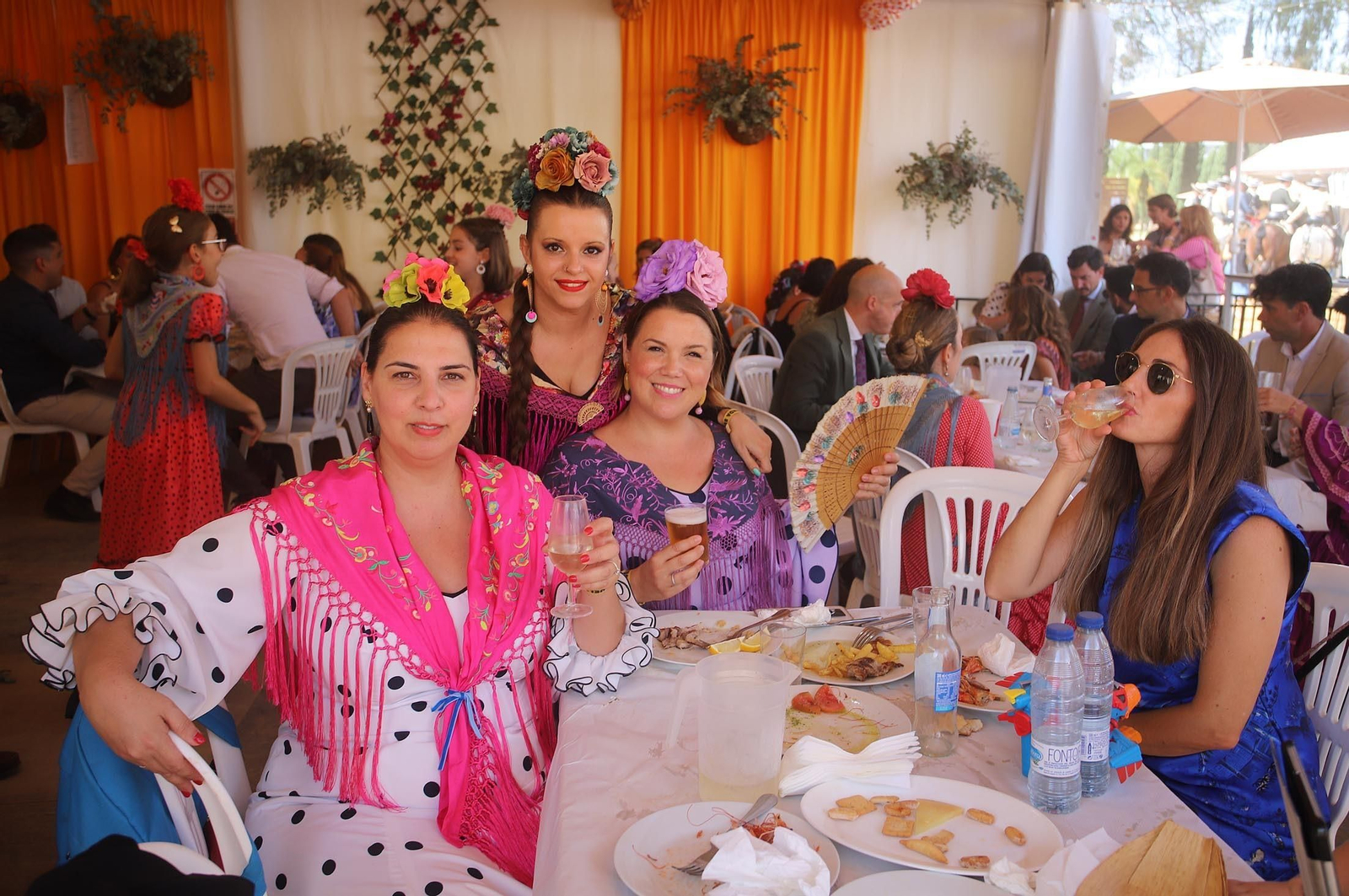 Feria del Caballo 2023: Imágenes del ambiente en la tarde del sábado