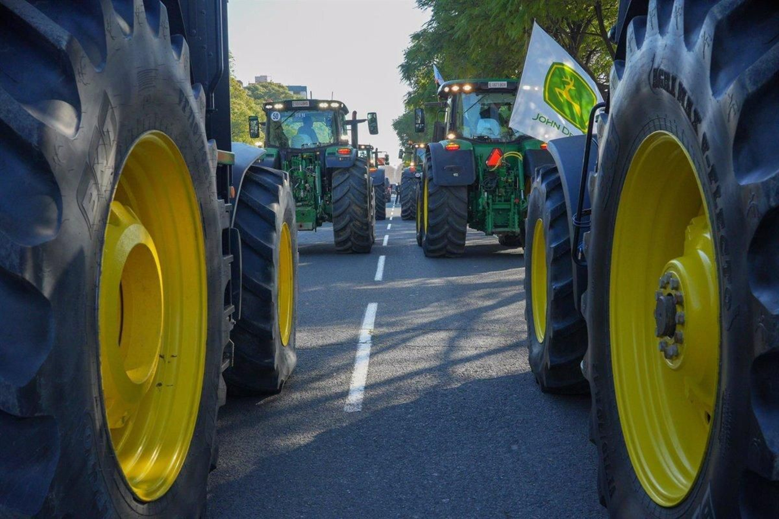 Las cinco razones por las que los agricultores se han levantado contra la Unión Europea Las cinco razones por las que los agricultores se han levantado contra la Unión Europea