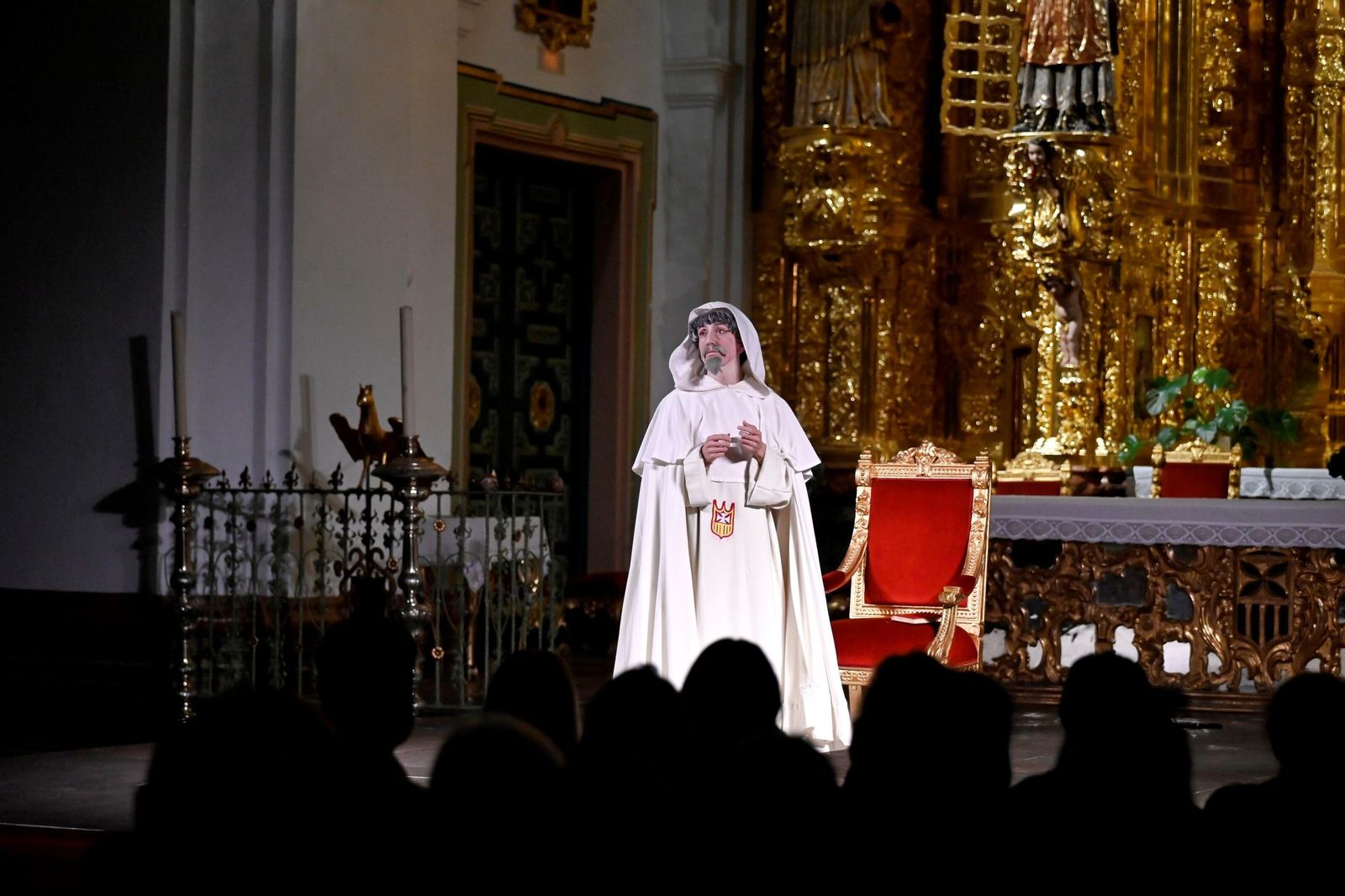 Las imágenes de la primera visita guiada teatralizada al patrimonio barroco de la Diputación de Córdoba