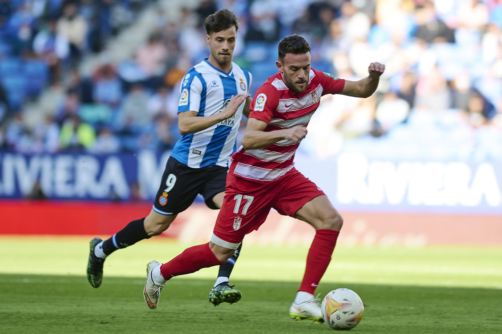 Quini fue cambiado por Arias en la segunda mitad.